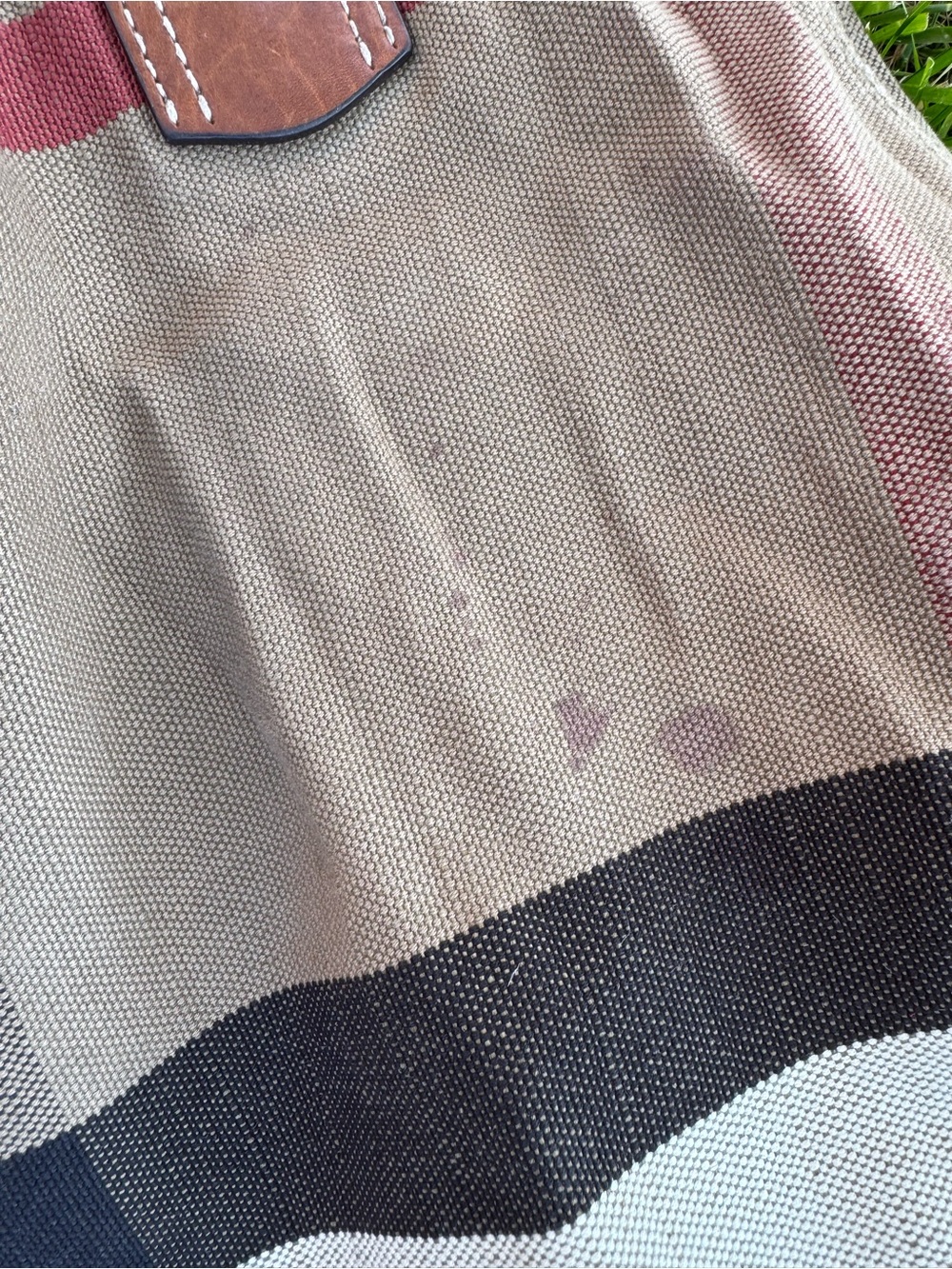 Burberry Crossbody bag w/Flaws - Picture 2 of 9